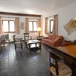 Linsoles Apartment