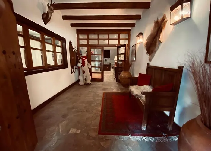 Linsoles Apartment *